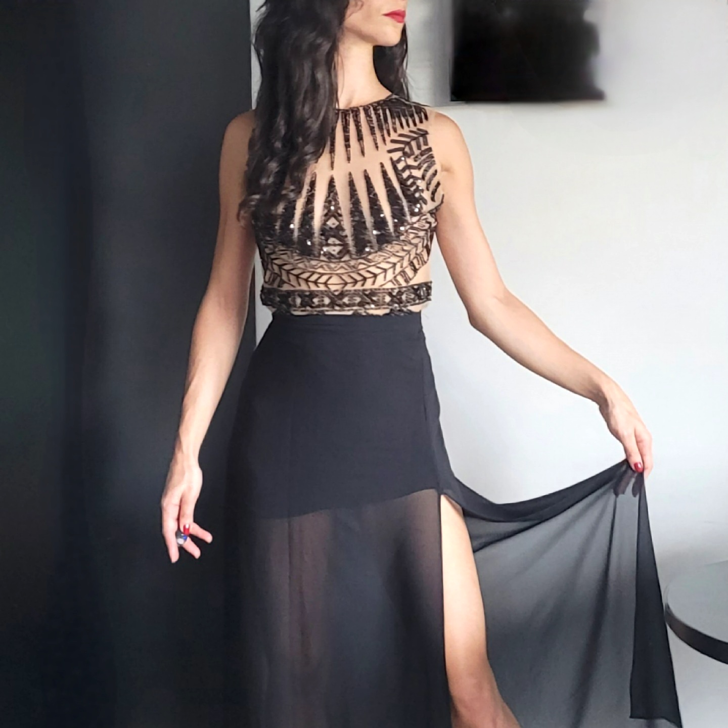 20Victoire_Schlitz_im_Kleid